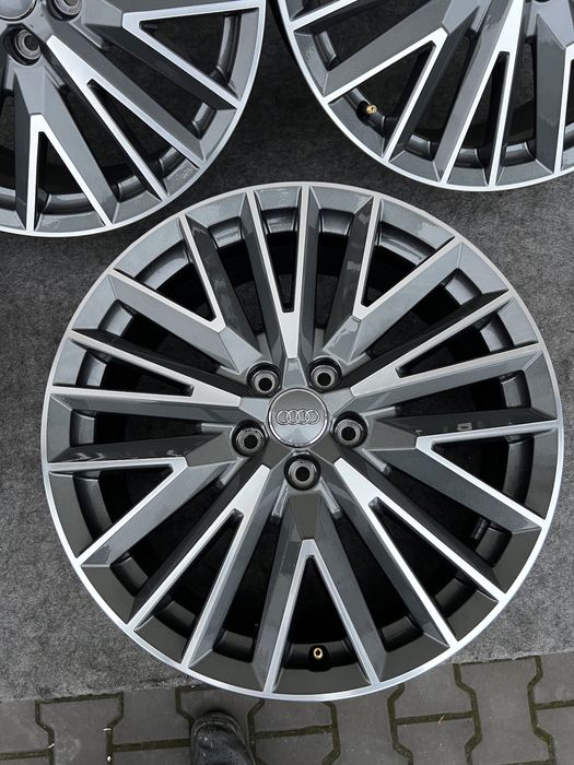 Диски титани R19 Audi vag skoda 5x112 7Jx19H2 ET43 ЦО57.1 Q3 kodiaq