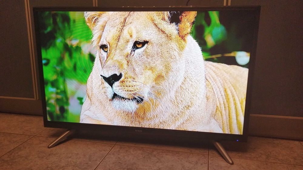 Телевизор Bravis 32 Smart