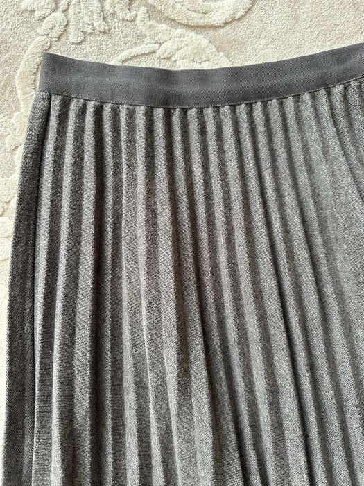 Спідниця плісе, довжина міді