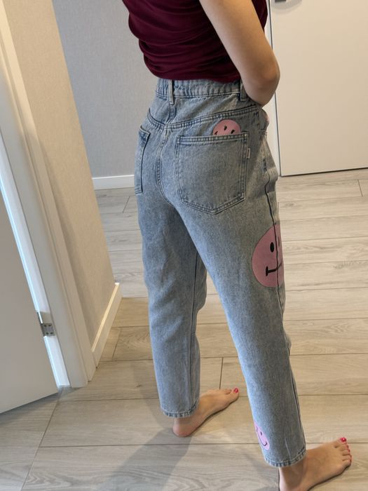 Джинси з смайлами, 40 р.