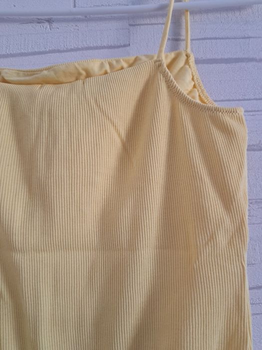 Żółte body TEZENIS