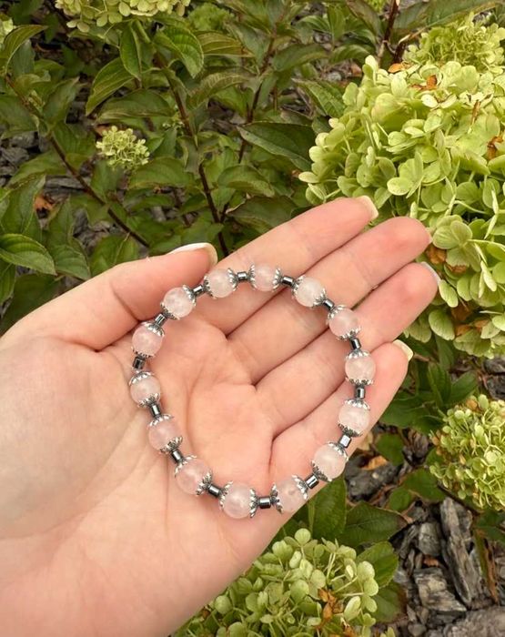 Браслет із натуральних каменів гематиту та рожевого кварцу