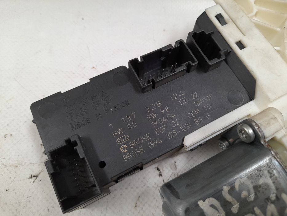 Motor vidro frente esquerdo PEUGEOT 407 (6D_)