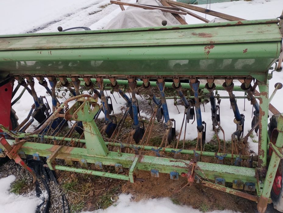 Siewnik Hassia 2,5 metra