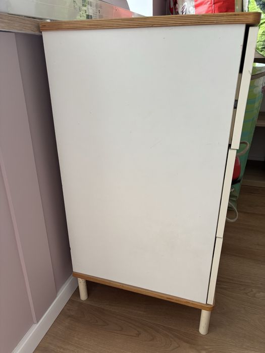 Meble dziecięca szafa i komodaa