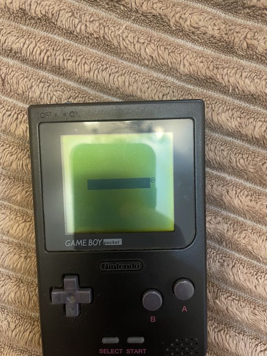 Nintendo game boy pocket