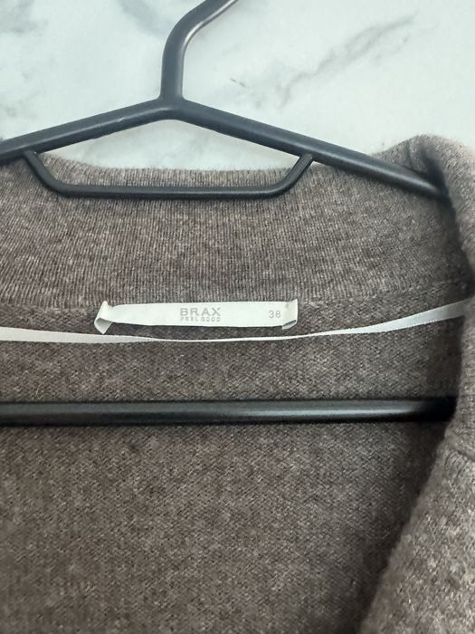 Sweter marynarka z wełny Merino 85% i kaszmir 15%