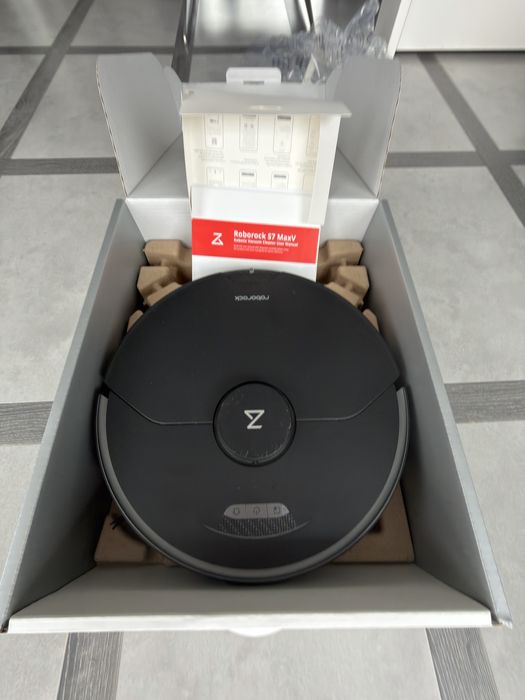 Roborock S7 Max V w perfekcyjnym stanie.