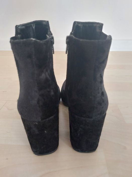 Botki welurowe Reserved 38