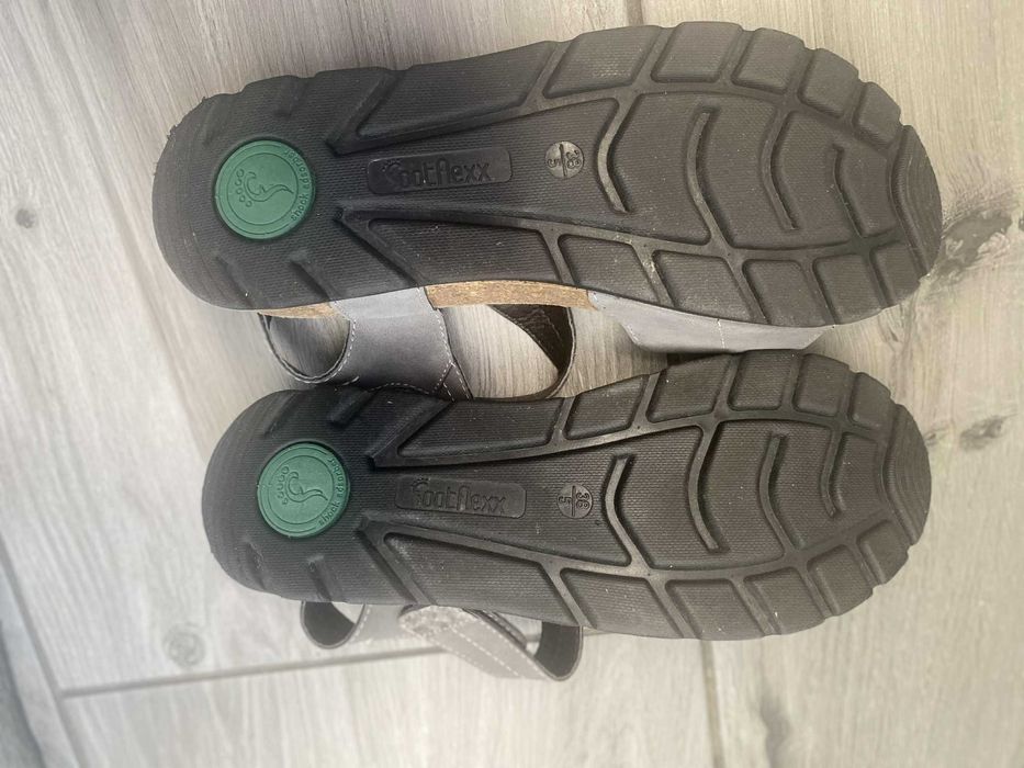 Sandały damskie Footflexx r. 38, szare, korek, stan bdb