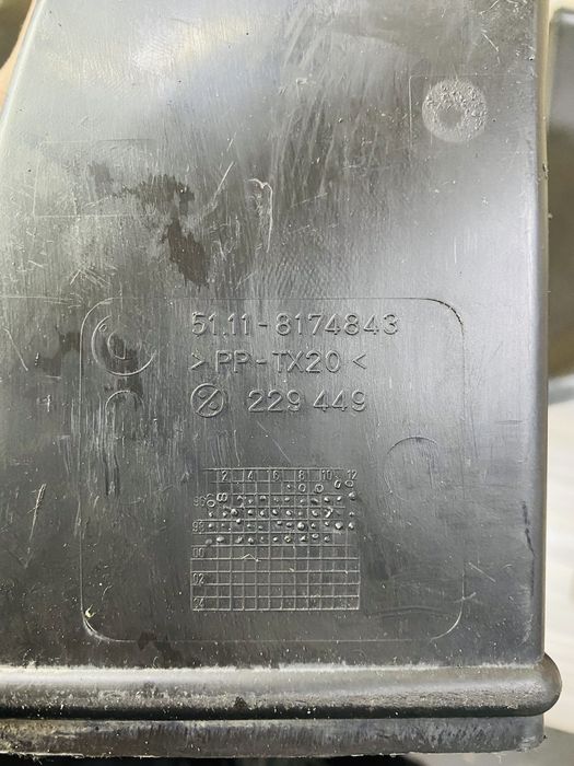 Воздуховоди БМВ Е39 Воздуховод на Охлаждения Тормозов Е39 Охолодження