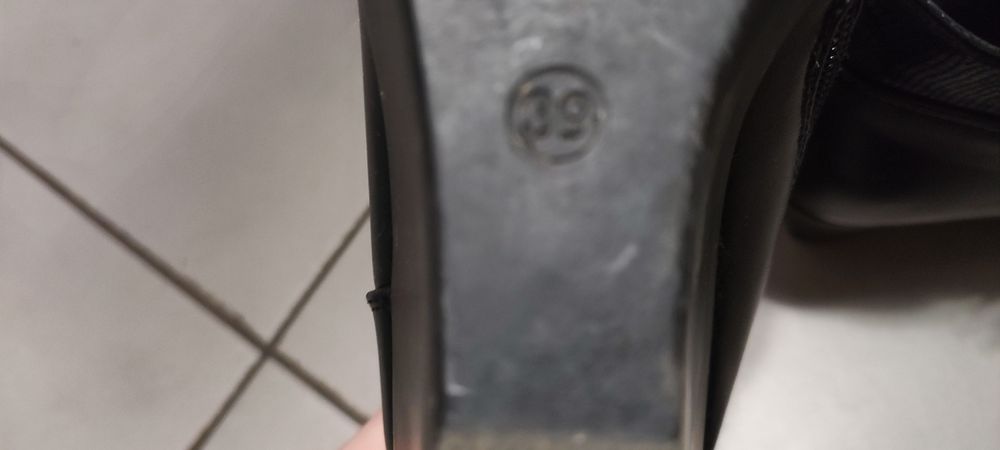 Botki Koturny nowe rozm 40 i 39