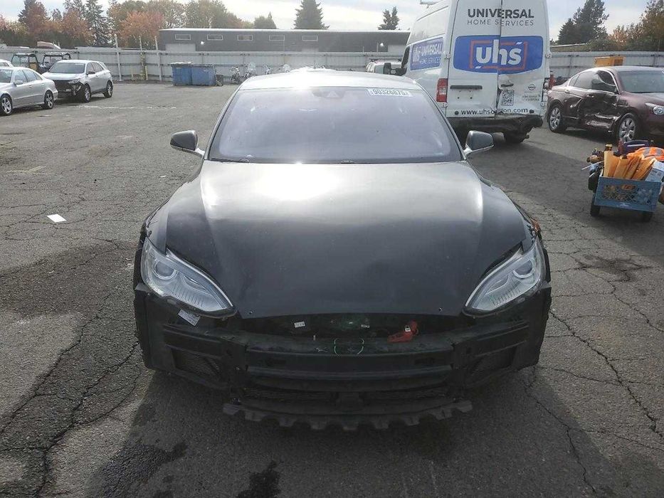 2015 Tesla Model  S 70D