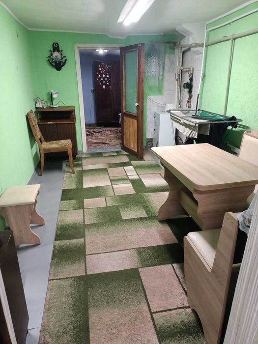 Здам частину будинку, центральна частина міста.