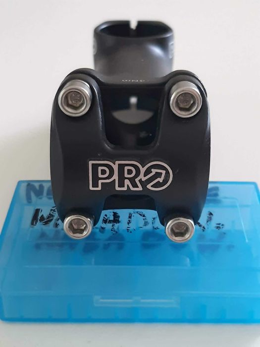 Mostek rowerowy PRO LT 90 mm +/- 6 stopni   26 / 25,4 mm
