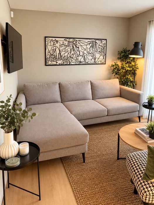 Sofa com chaise longue cinzento