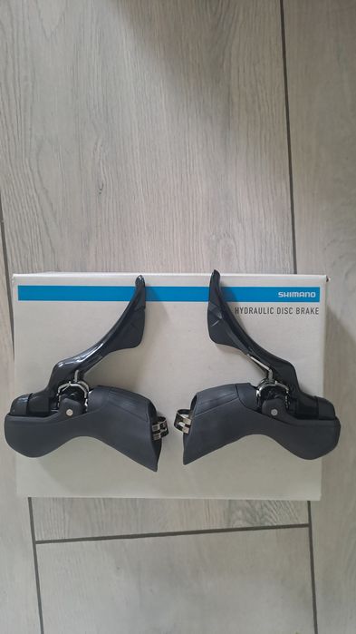 Klamkomanetki hydrauliczne Shimano 105 ST-R7120 2x12 nowe