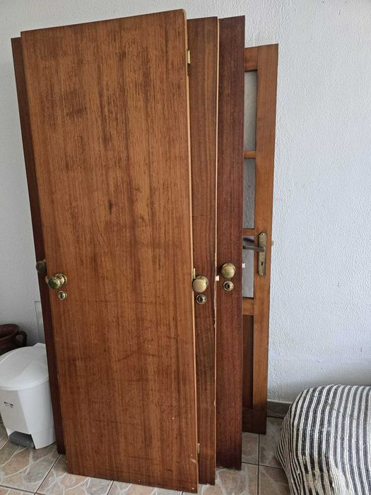 Portas Interiores em Mogno para venda