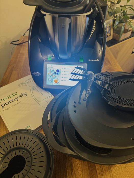 Thermomix TM6 czarny + komplet akcesoriów – bardzo dobry stan