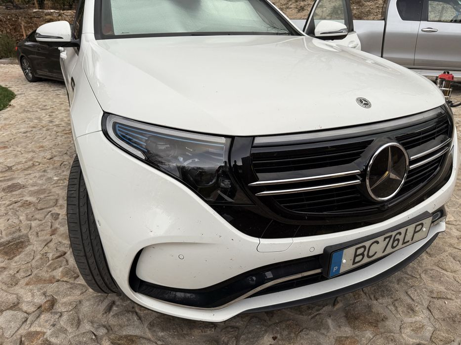 Mercedes Benz     EQC 400