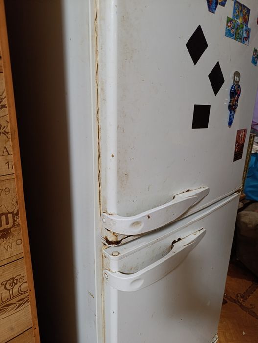 Холодильник STINOL