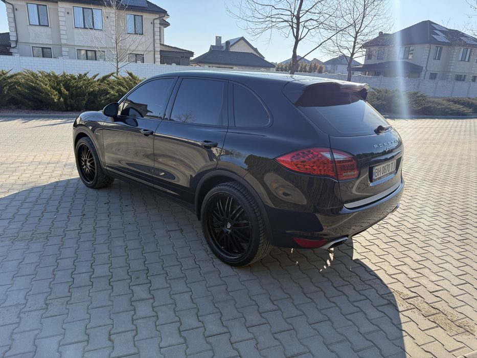 Porsche Cayenne 2013 VIN WP1AF2A22ELA34458 фото оголошення 7 з 22