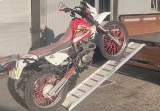 RAMPA DE ALUMÍNIO DOBRÁVEL HAR200