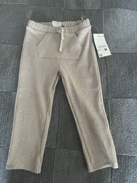Набір штанів від C&A, розмір 98
