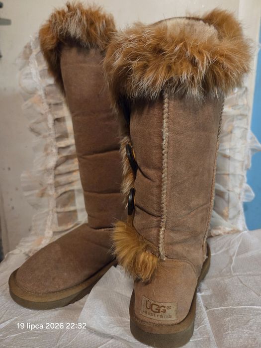 UGG'S Australia Luxe