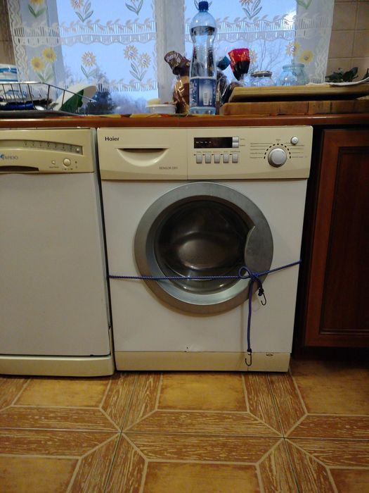 Пральну машину хаер з. Сушкою