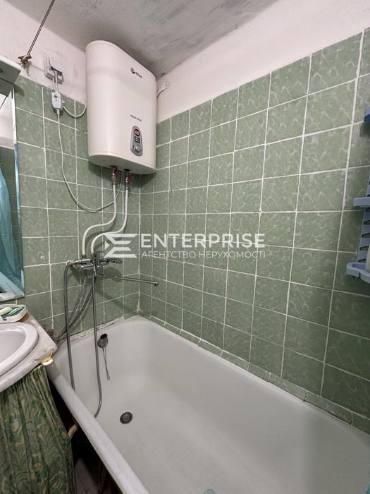 Продаж 1к квартири, поряд метро, Деміївка, пр. Науки, Голосієвський р