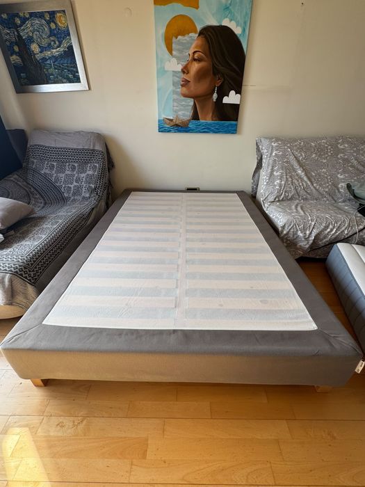 Cama Ikea Semi-Nova 1.40x2.00