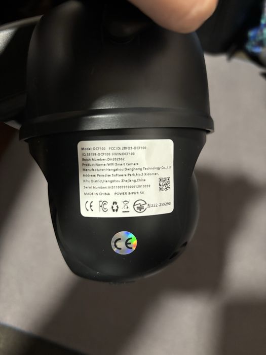 Продам дві Смарт камери DCF100 нові .