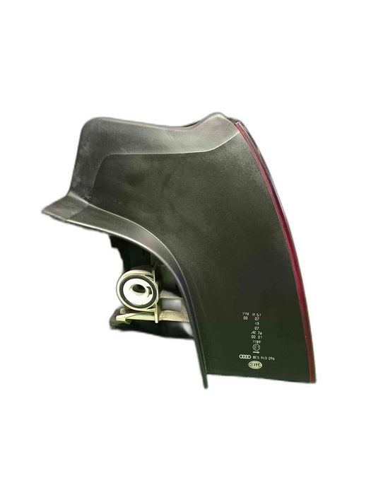 Farolim Direito 8E5945096 - AUDI A4 B7