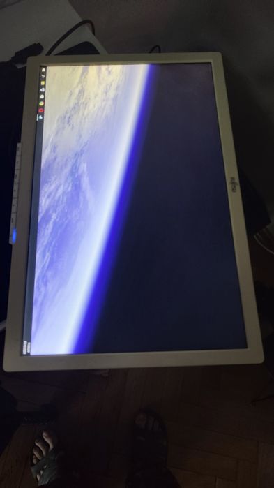 Monitor Fujitsu Siemens 22 cali