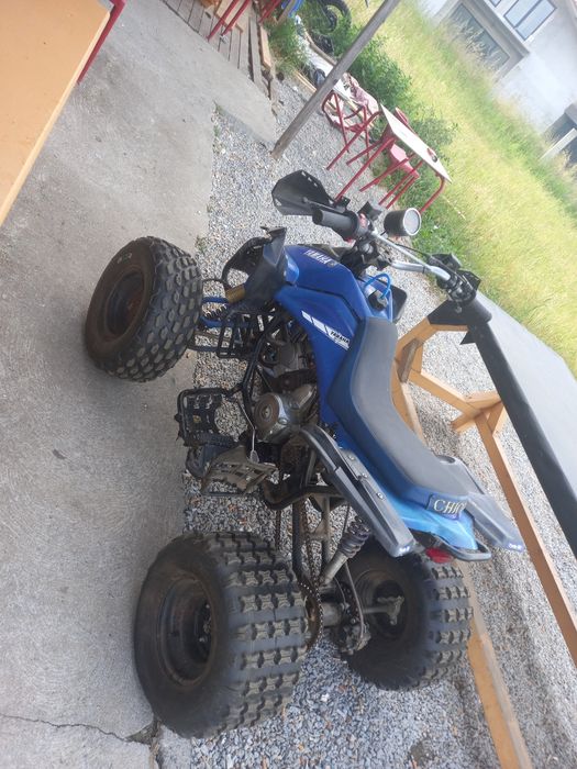 Moto 4  vendo uma 125c