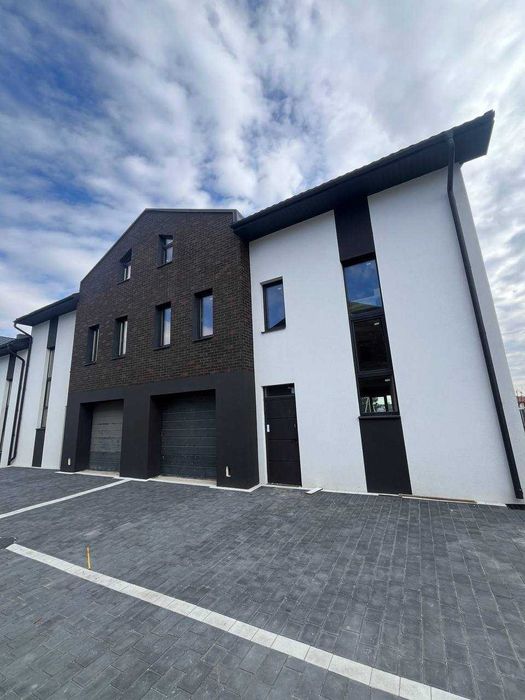 Продаж котеджів у мальовничій місцевості у селі Підгороднє БЕЗ КОМІСІЇ