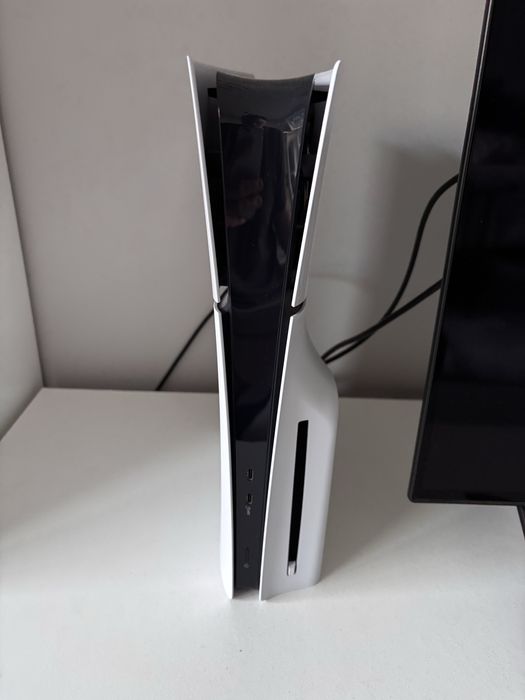 PlayStation 5 Slim PS5 Poznań Winogrady • OLX.pl