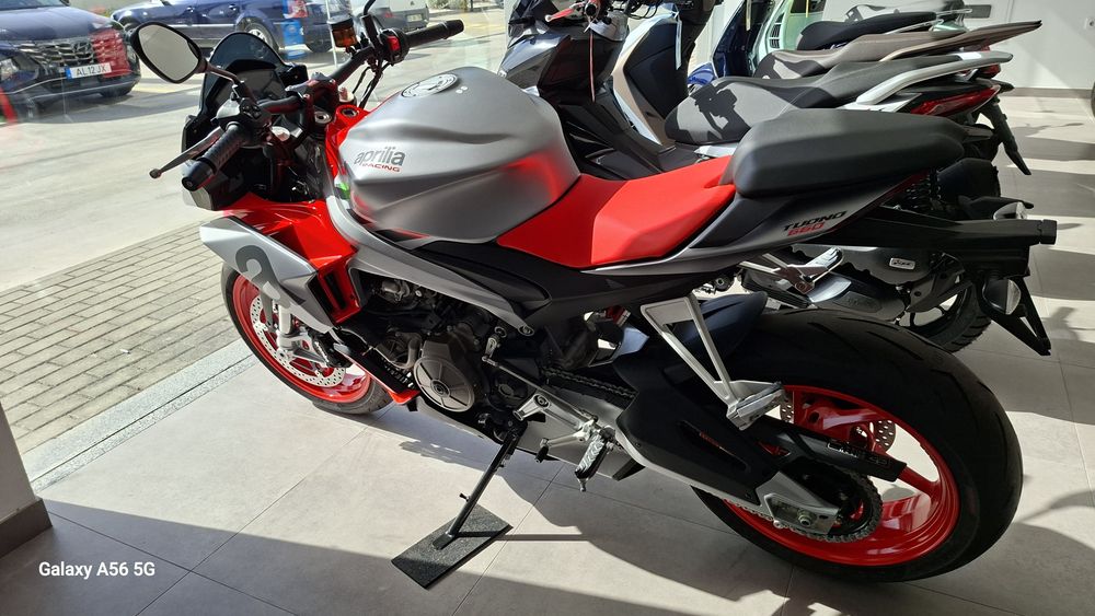 Aprilia Tuono 660 Nova