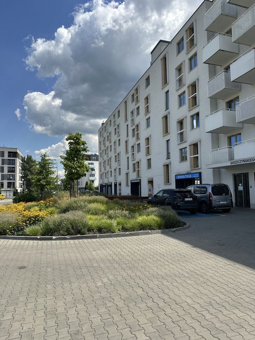 Wynajem stanowiska w salonie beauty | Kraków, Lipska