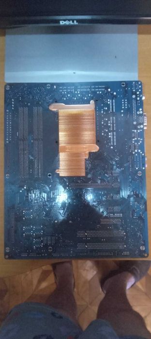 Материнская плата gigabyteGA-965P-DQ6/ATX/LGA775+Процессор Intel E8200