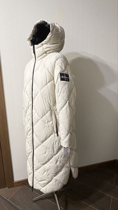 Пальто пуховик жен. Calvin Klein