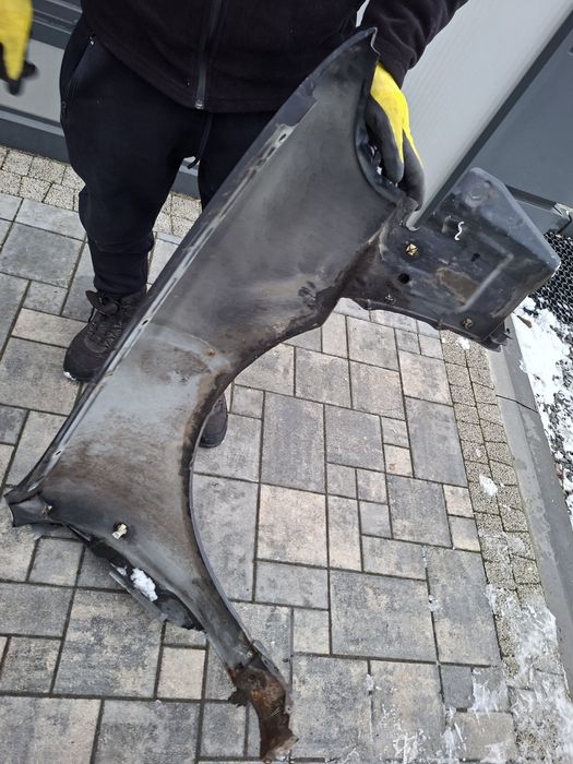 Audi a4 b5 95-99 blotnik przedni lewy granatowy lz5l