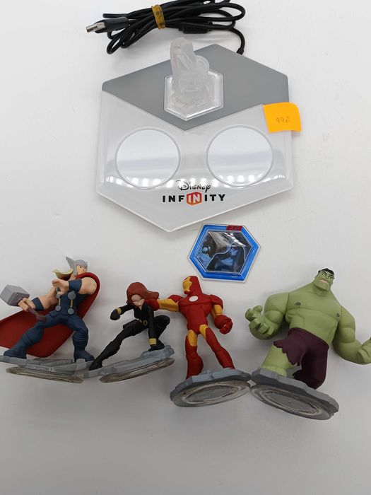 Disney Infinity 2.0 Xbox 360 + figurki marvel