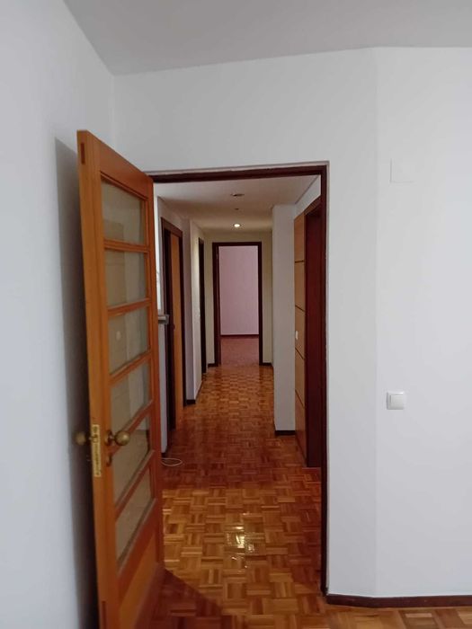 Alfragide Sul - Alugo Quarto individual , despesas incluídas