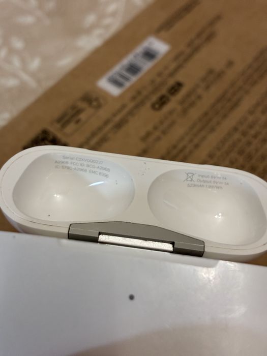 Airpods Pro 2 (Лівий навушник)