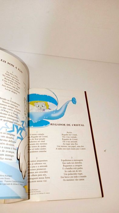 Flô e o Regador de Cristal - Berta Rodrigues