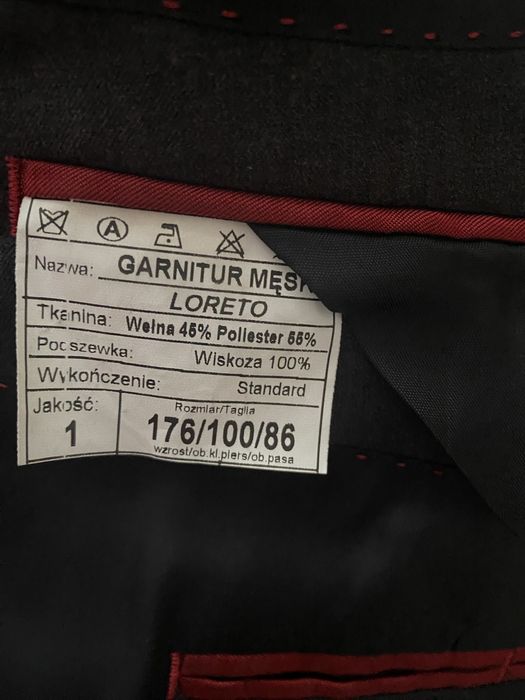 * Bytom *Elegancki , klasyczny garnitur  grafitowy L