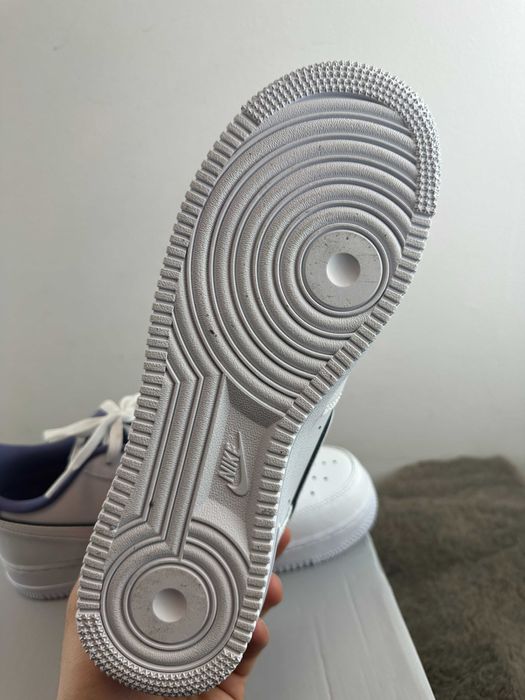 Buty męskie skórzane białe nike air force 1 essential 42