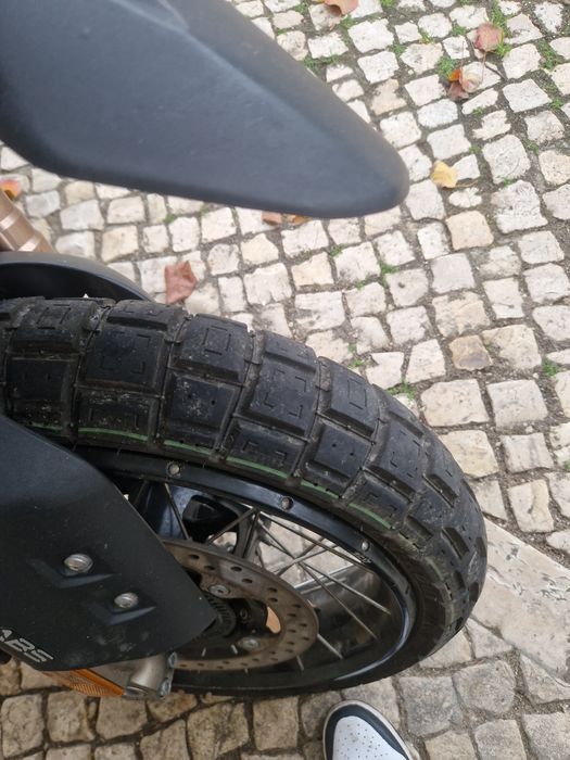 Zontes 125 praticamente nova